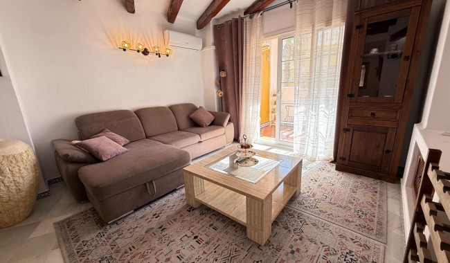 Resale - Apartment - Torrevieja - Playa de los locos
