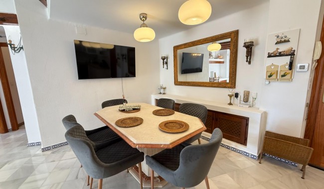 Resale - Apartment - Torrevieja - Playa de los locos