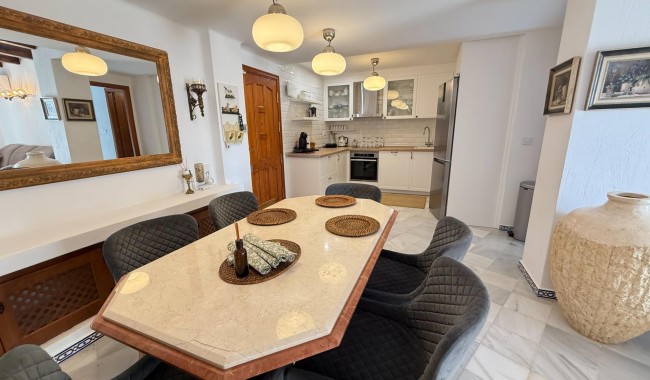 Resale - Apartment - Torrevieja - Playa de los locos