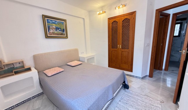 Resale - Apartment - Torrevieja - Playa de los locos