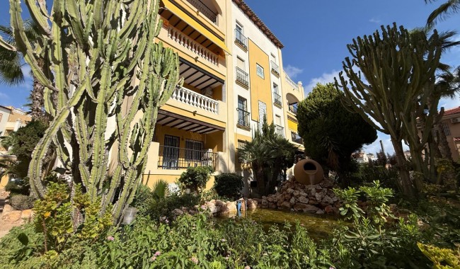 Resale - Apartment - Torrevieja - Playa de los locos