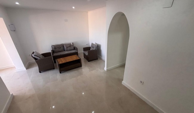 Resale - Apartment - Torrevieja - Urbanización La Torreta