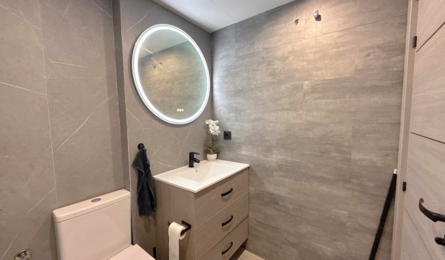 Sprzedaż - Apartament - Cabo Roig