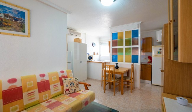 Sprzedaż - Apartament - Torrevieja - Los Balcones