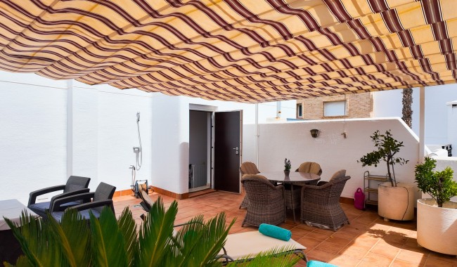 Resale - Apartment - Orihuela Costa - Villamartín