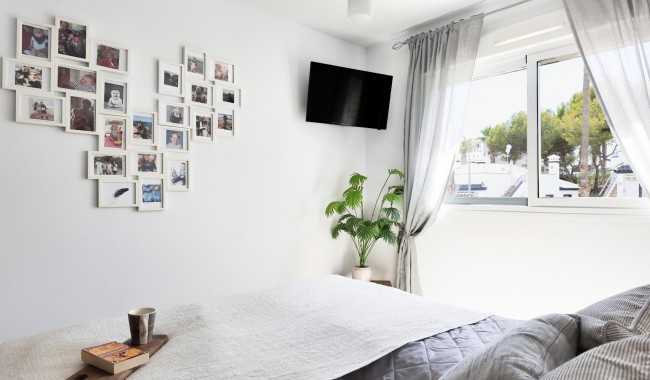 Resale - Apartment - Orihuela Costa - Villamartín