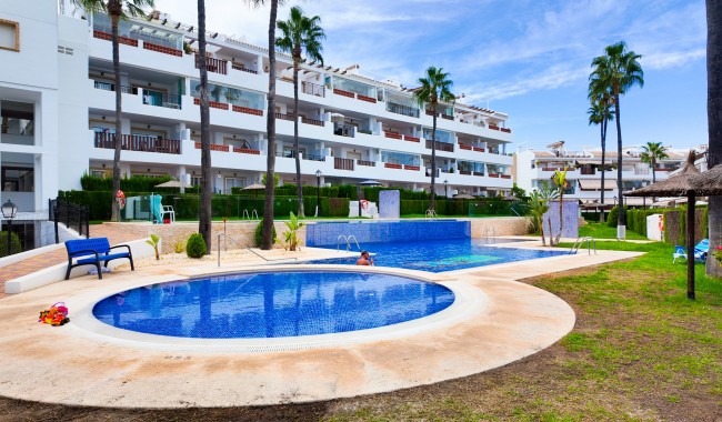 Resale - Apartment - Orihuela Costa - Villamartín