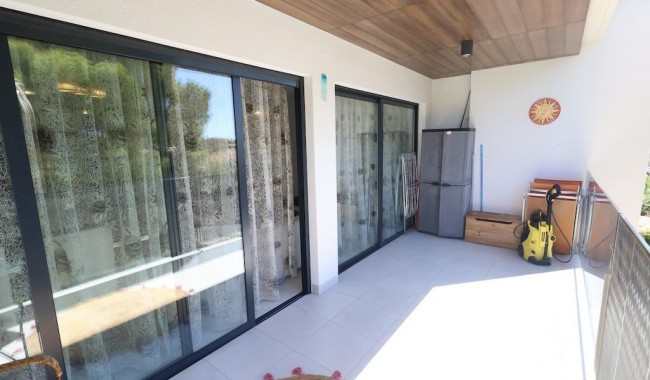 Resale - Apartment - Orihuela Costa - Dehesa de Campoamor