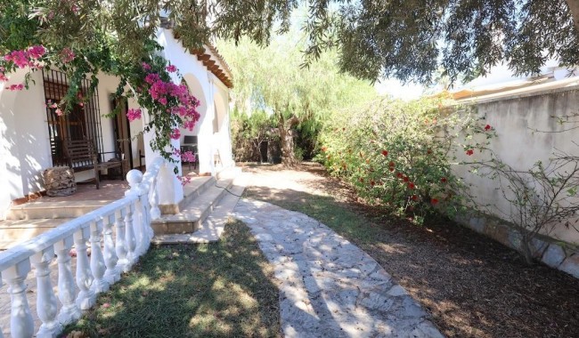 Resale - Villa - Orihuela Costa - Cabo Roig
