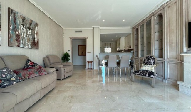 Sprzedaż - Apartament - Orihuela costa - Aguamarina