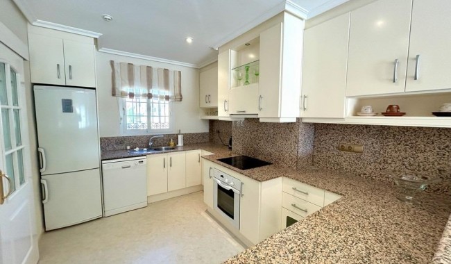 Sprzedaż - Apartament - Orihuela costa - Aguamarina
