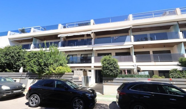 Resale - Apartment - Orihuela Costa - Dehesa de Campoamor