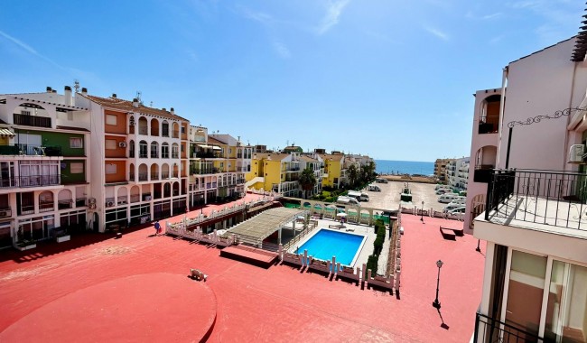 Resale - Apartment - Torrevieja - La Veleta