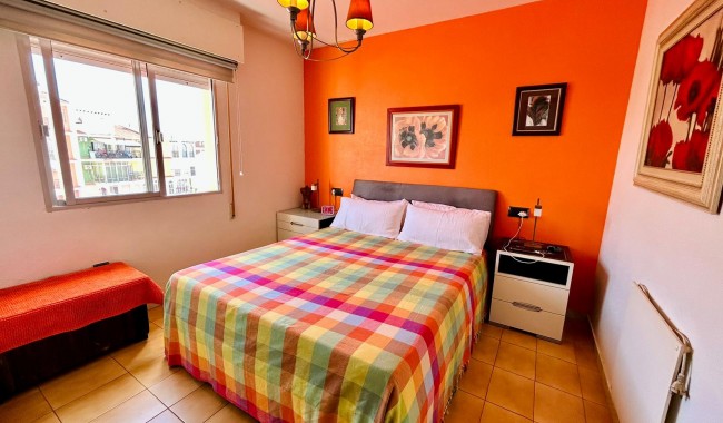 Resale - Apartment - Torrevieja - La Veleta