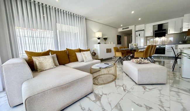 Resale - Villa - Los Urrutias