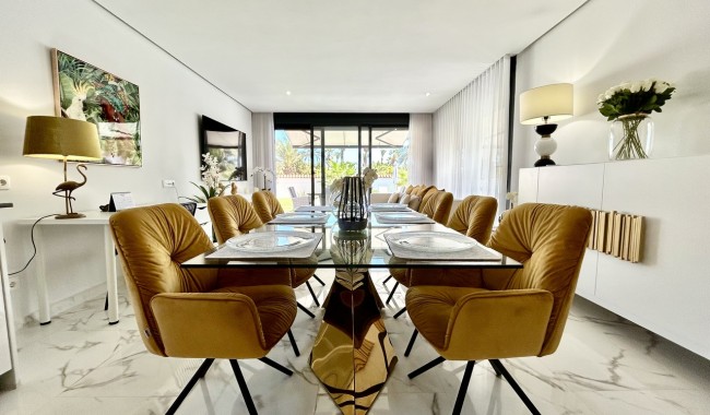 Resale - Villa - Los Urrutias