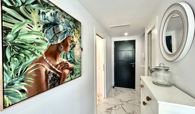 Resale - Villa - Los Urrutias