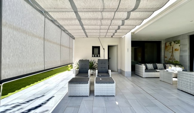 Resale - Villa - Los Urrutias