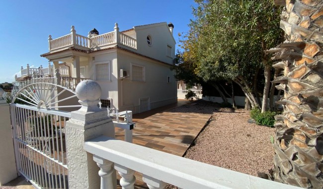 Brukt - Villa - Torrevieja