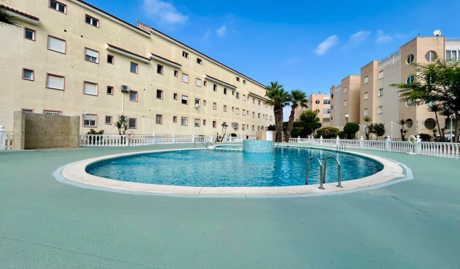 Resale - Townhouse - Torrevieja - San Luis