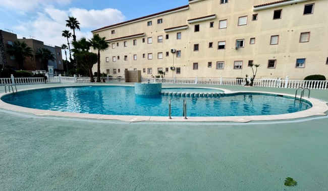 Resale - Townhouse - Torrevieja - San Luis