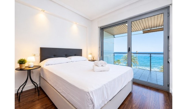 Sprzedaż - Apartament - Torrevieja - Playa del cura