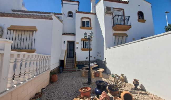 Sprzedaż - Kamienica - Los Dolses - Orihuela Costa