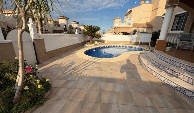 Sprzedaż - Willa - Orihuela costa - Villamartín