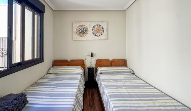 Resale - Apartment - Orihuela Costa - Los Altos