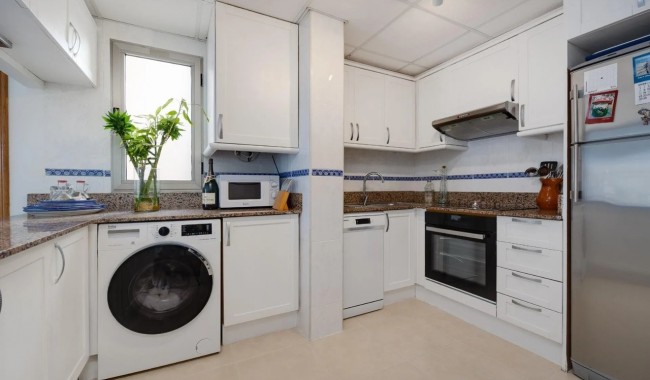 Resale - Apartment - Torrevieja