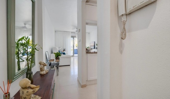 Resale - Apartment - Torrevieja