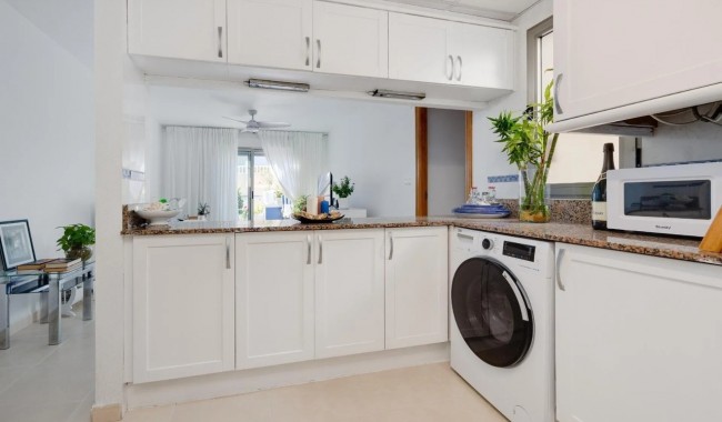 Resale - Apartment - Torrevieja
