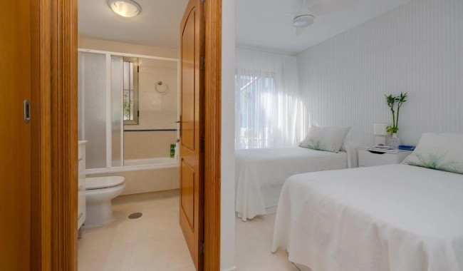 Resale - Apartment - Torrevieja
