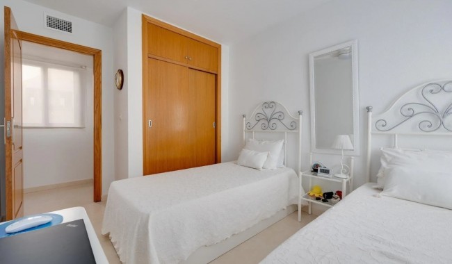 Resale - Apartment - Torrevieja