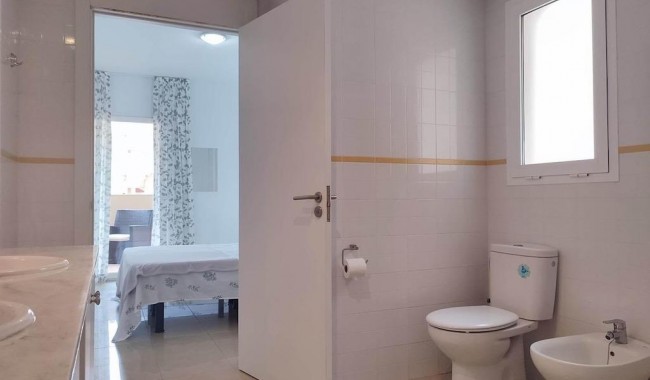 Resale - Apartment - Orihuela Costa - Punta Prima