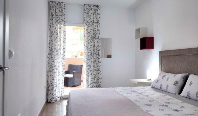 Resale - Apartment - Orihuela Costa - Punta Prima