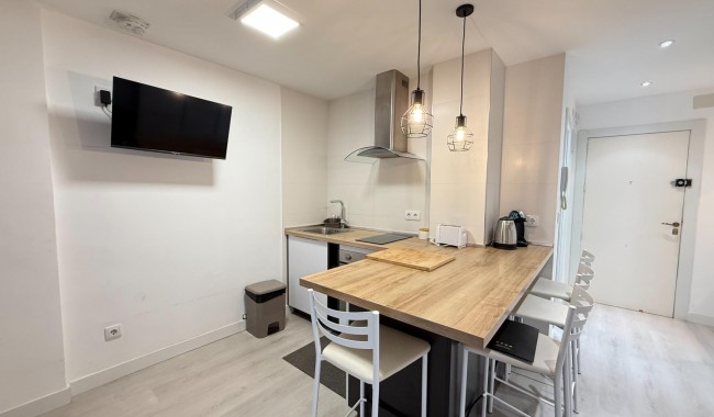Alquiler a largo plazo - Apartamento - Torrevieja - Antonio Machado
