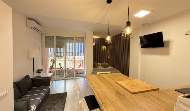 Alquiler a largo plazo - Apartamento - Torrevieja - Antonio Machado
