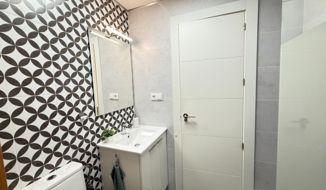 Alquiler a largo plazo - Apartamento - Torrevieja - Antonio Machado