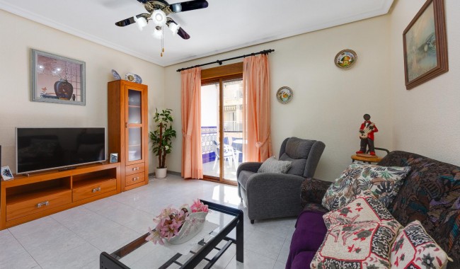 Resale - Apartment - Torrevieja - Playa del cura