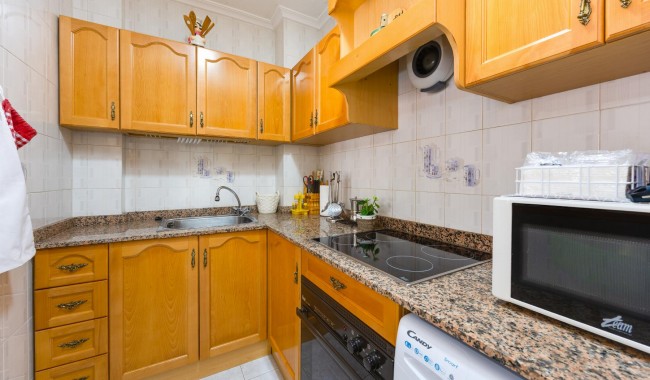 Resale - Apartment - Torrevieja - Playa del cura