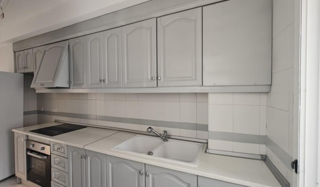 Resale - Apartment - Torrevieja - Acequion