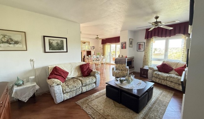 Resale - Villa - Orihuela Costa - Las Ramblas Golf