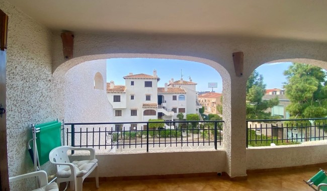 Resale - Apartment - Orihuela Costa - Cabo Roig