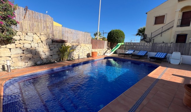 Brukt - Villa - Algorfa - La Finca golf