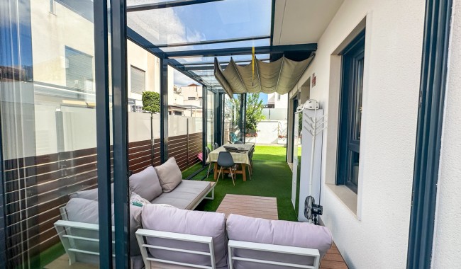 Resale - Villa - Torrevieja - Aguas Nuevas