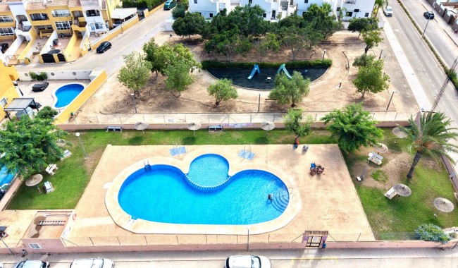 Sprzedaż - Apartament - Los Montesinos - La herrada