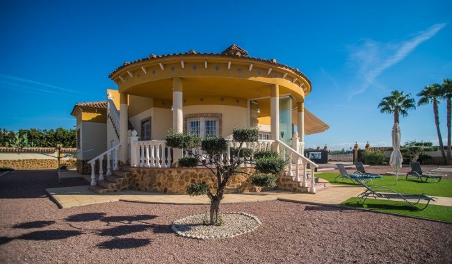 Resale - Villa - Catral