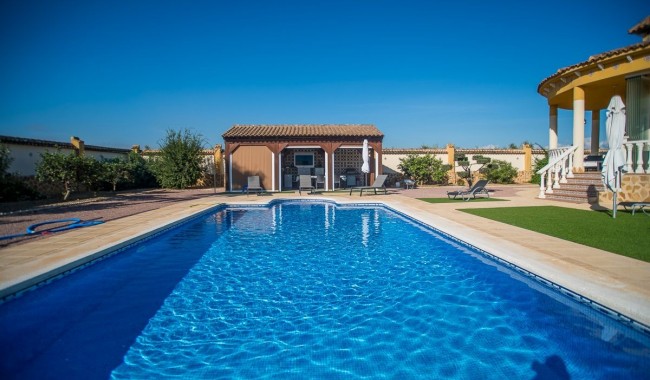 Resale - Villa - Catral