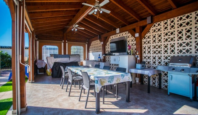 Resale - Villa - Catral